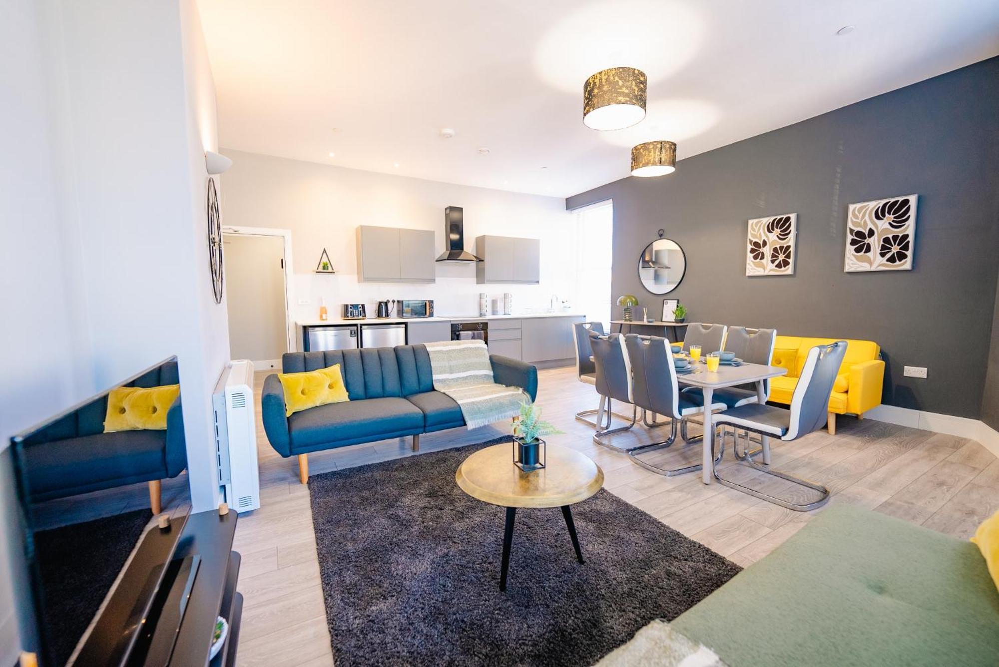 Luxury Spacious 2-Bed & High Ceiling 카디프 외부 사진